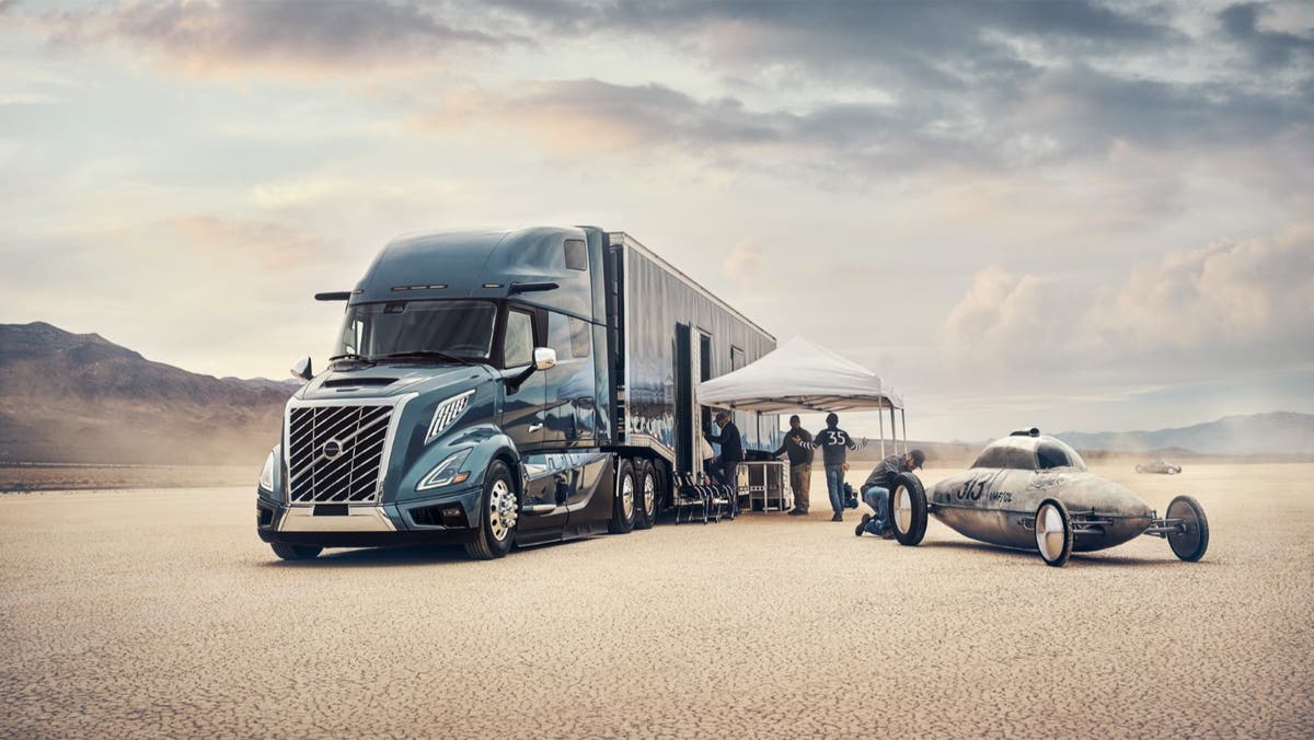 Volvo Trucks IndustryLeading Commercial Semi Trucks